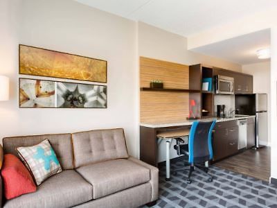 Αποτέλεσμα εικόνας για TownePlace Suites by Marriott opens in Windsor, Ontario
